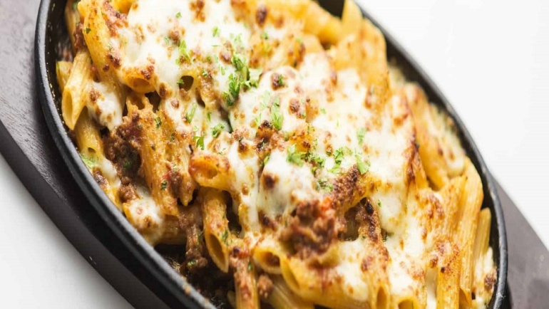 Baked Penne with Cheese