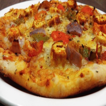 Paneer Tikka Pizza